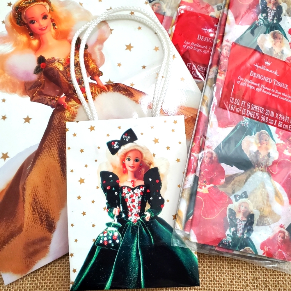 Hallmark Barbie Vintage 1995 Happy Holidays Christmas Gift Bags / Tissue paper